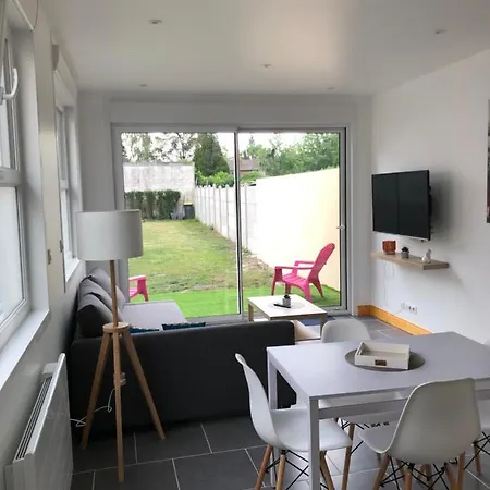 Apartament Avec Jardin *